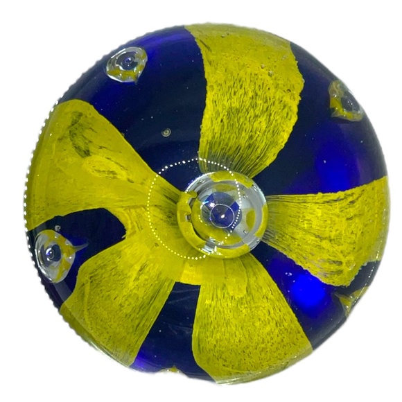 Vintage Round Art Glass Ball Paperweight Cobalt/Yellow Flower 3.5” tall - Picture 3 of 5
